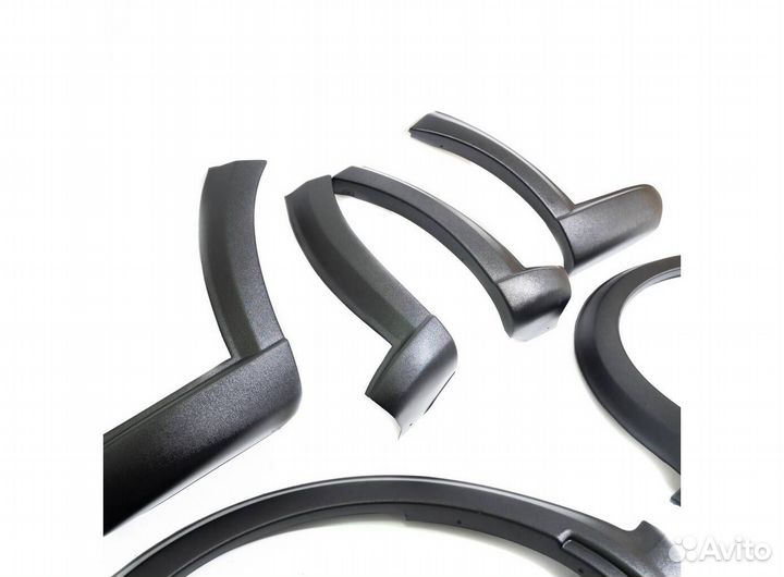 Обвес на лада Веста накладки на пороги, арки