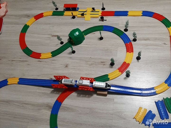 Пластиковая железная дорога