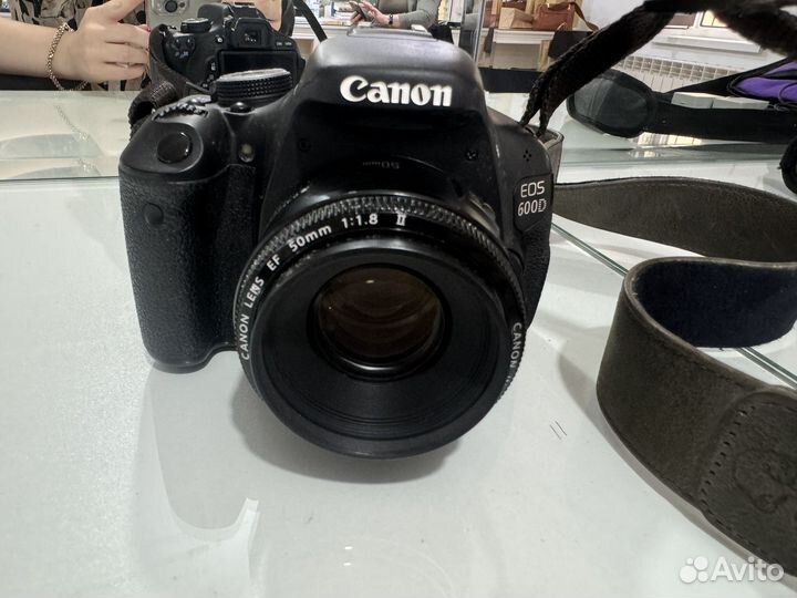 Фотоаппарат зеркальный canon eos 600d