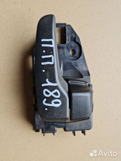 Внутренняя ручка открывания двери Lancer IX