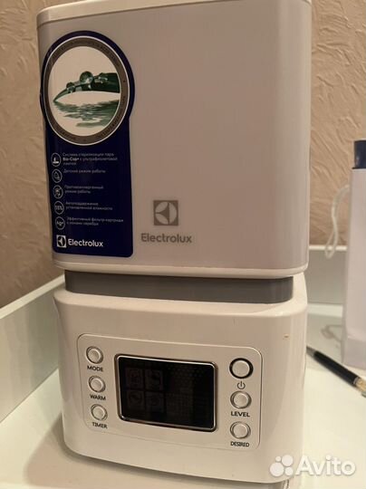 Увлажнитель Electrolux ehu351