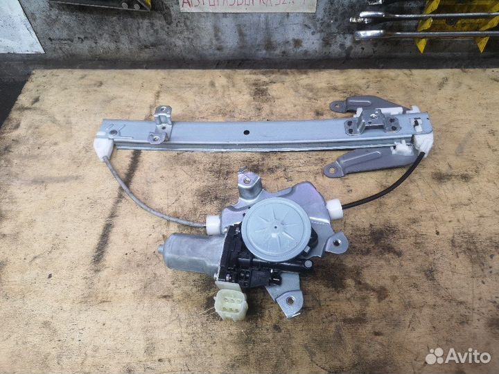 Стеклоподъемник задний правый X-Trail T31