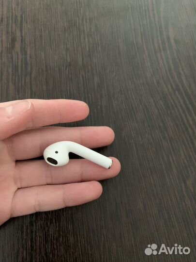 AirPods 2