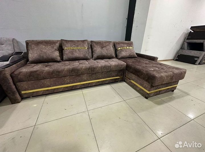 Диван угловой в наличии