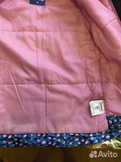 Продам куртку для девочки