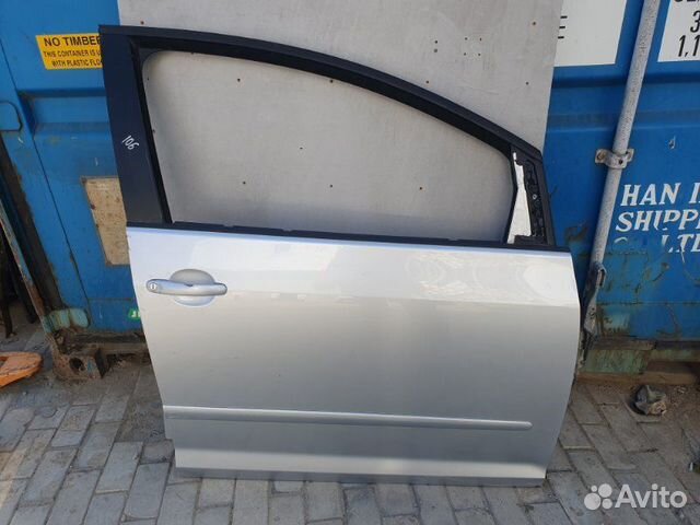 Дверь передняя правая Volkswagen Golf plus 1.6 BLP