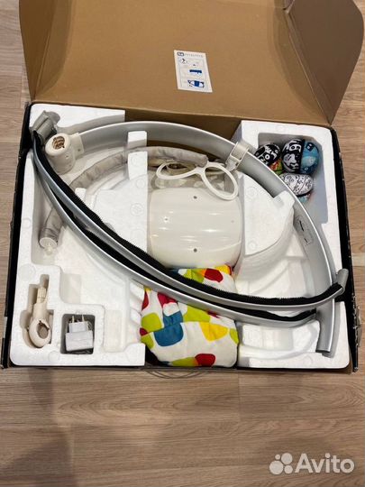 Детские электронные качели 4moms