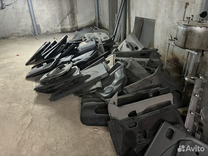 Внутренние части дверей с разборки