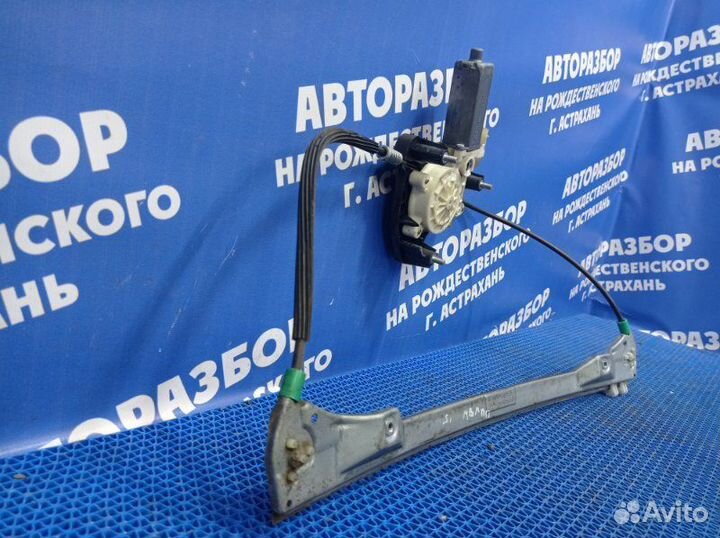 Передний правый стеклоподъемник Renault Symbol