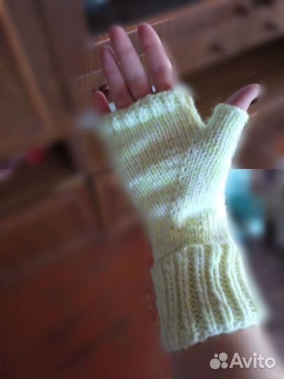 Варежки, носки, перчатки без пальцев (митенки)