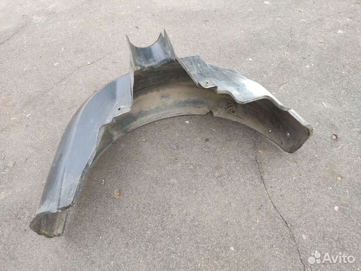 Подкрылок задний правый bmw 5 e39