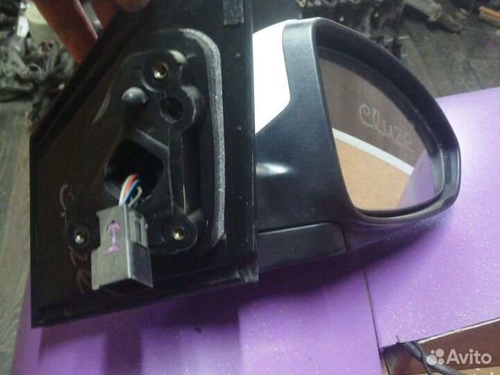 Зеркало правое и другое на Cruze Круз