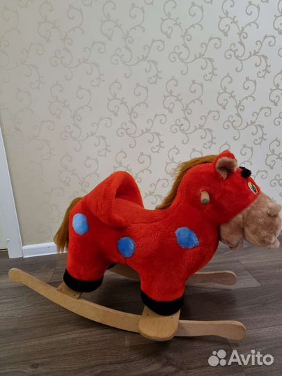 Качалка лошадь