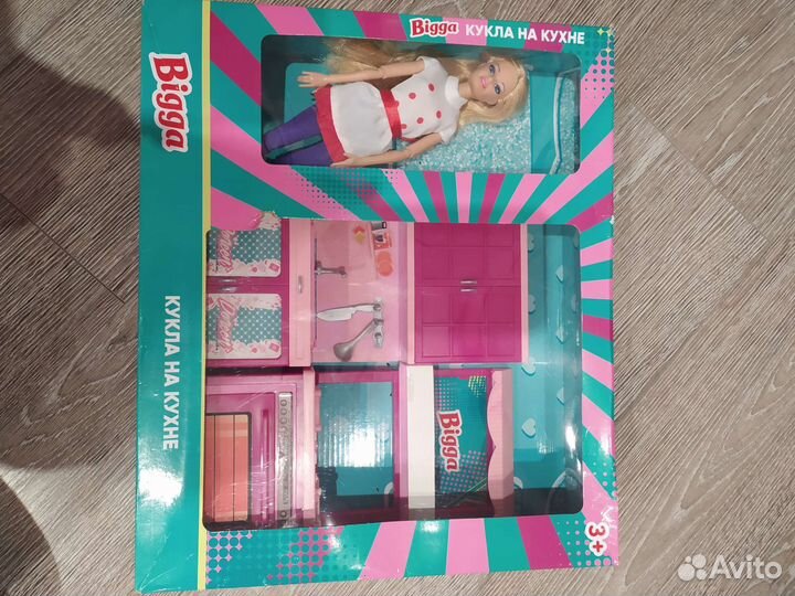 Кукла на кухне