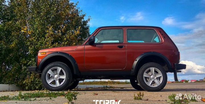 Расширители колесных арок 