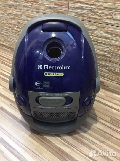 Пылесос Electrolux Z3364 (Швеция) на запчасти
