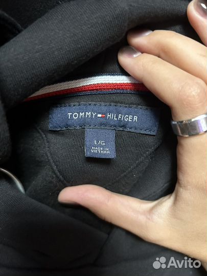 Tommy hilfiger худи