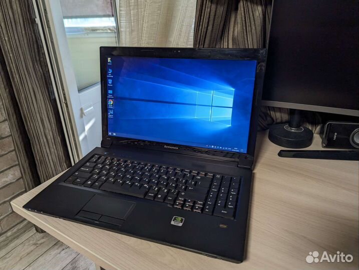 Ноутбук Lenovo i3/310M/320HDD/128SSD/4RAM
