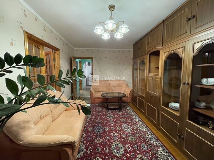 3-к. квартира, 60 м², 2/5 эт.