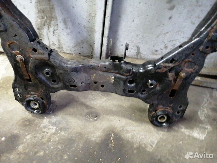 Подрамник Ford Explorer