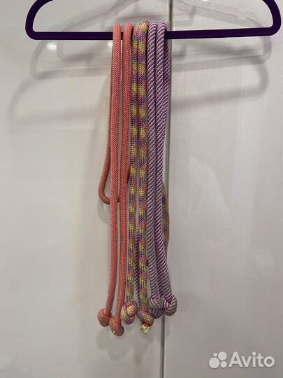 Гимнастическая скакалка