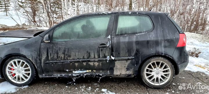 Volkswagen Golf 1.4 AMT, 2006, битый, 200 000 км