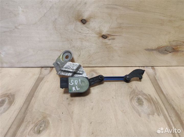 Датчик положения кузова задний левый Audi A4 B7