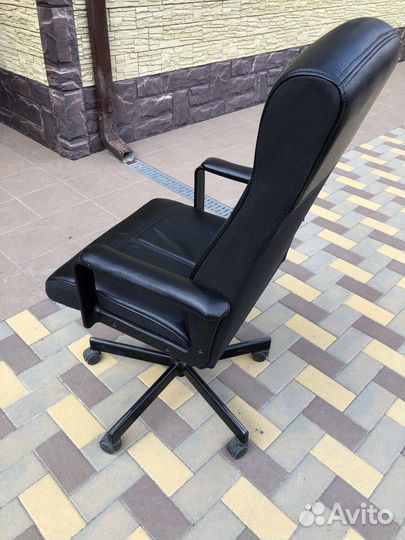 Офисное кресло бу