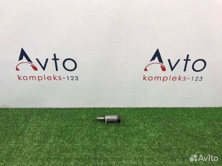 Регулятор Audi A4 B8 cdnc 2011