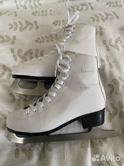 Коньки фигурные 39 размер