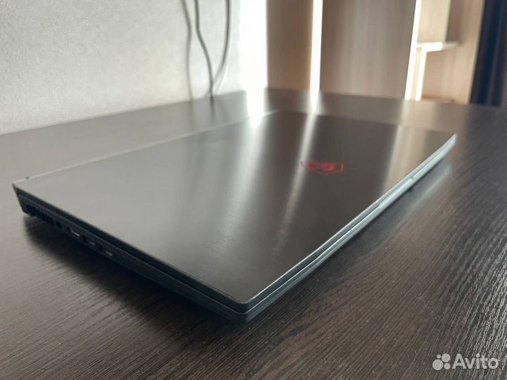 Игровой ноутбук MSI katana gf75 Core i5