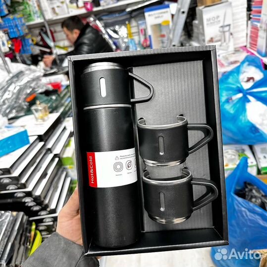 Подарочный термос с 3 кружками /удобно, стильно