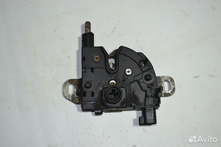 Замок капота Ford Focus 2 рест