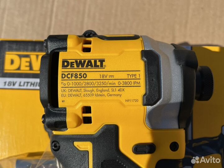 Импульсный винтоверт DeWalt dcf850n atomic