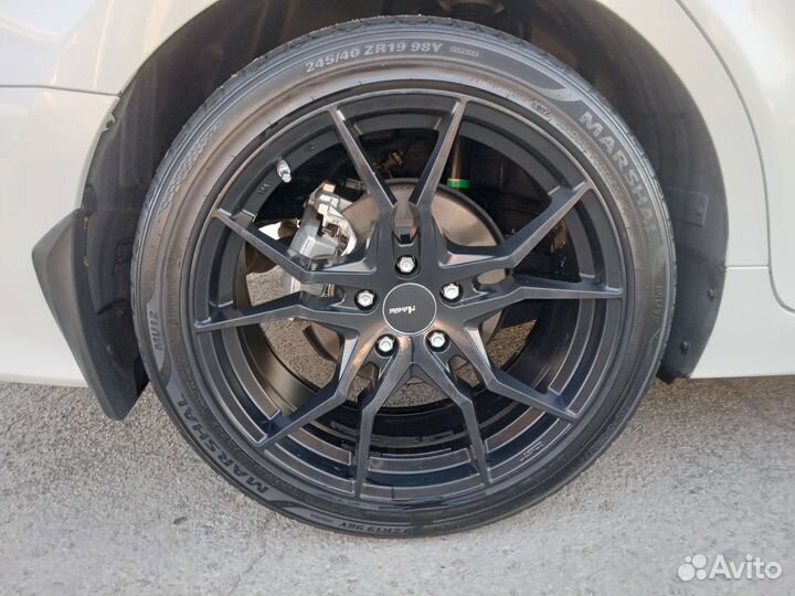 Marshal MU12 245/40 R19