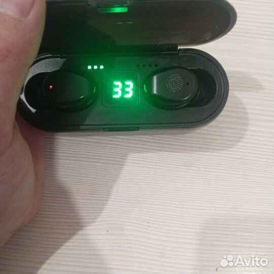 Беспроводные наушники