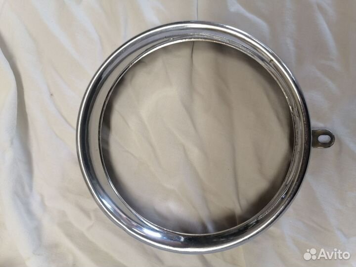 Замок зажигания и ободок фары ява старушка