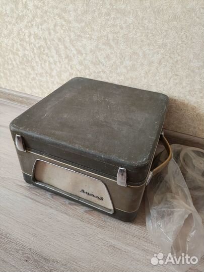 Катушечный магнитофон Яуза 5