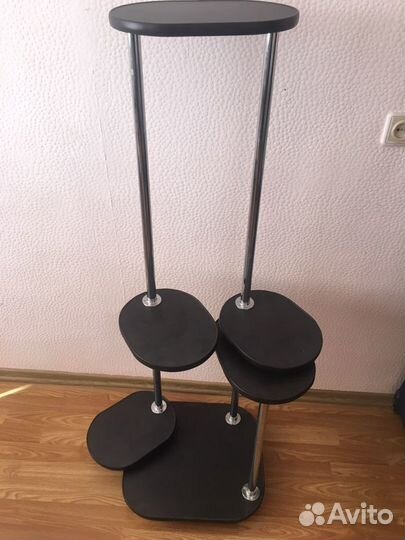 Стойка, подставка для цветов