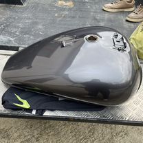 Продам бензобак Suzuki Boulevard m109