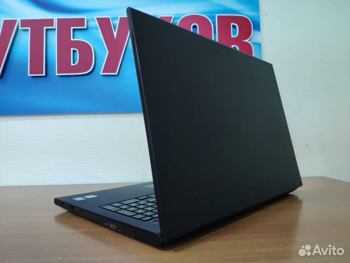 Ноутбук dell/ Core i3/ GeForce 920M 2гб/ 8гб