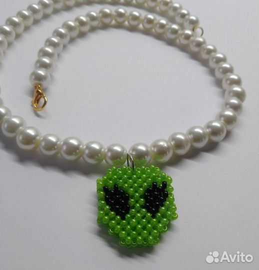 Ожерелье из бисера