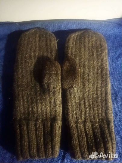 Варежки вязанные
