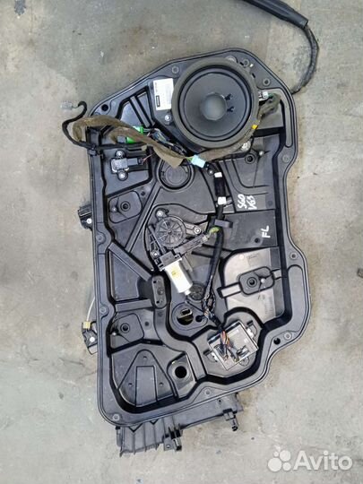 Стеклоподъёмник передний Вольво В60 С60