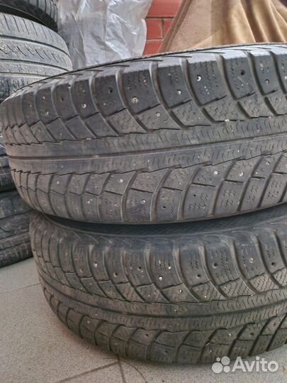 Gislaved NordFrost 100 215/70 R16 140J