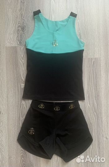 Костюм (майка и шорты) для худ.гимнастики