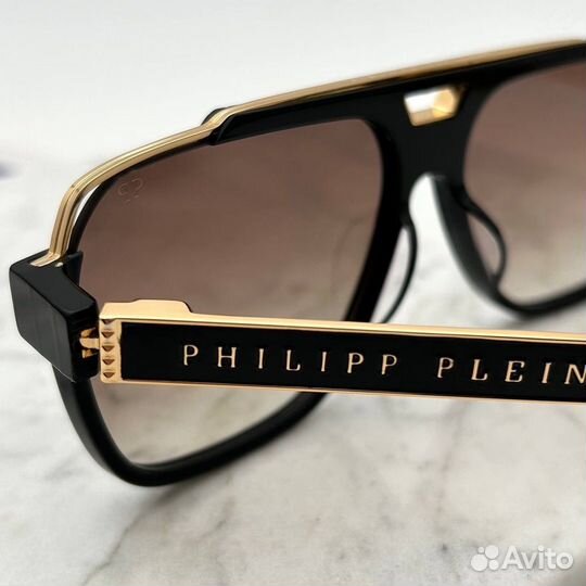 Солнцезащитные очки мужские Philipp Plain