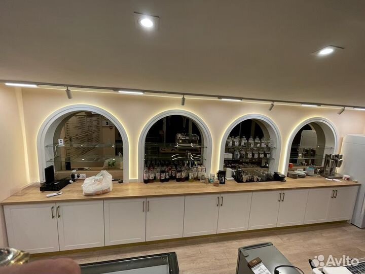 Шкафы кухонные в идеальном состоянии