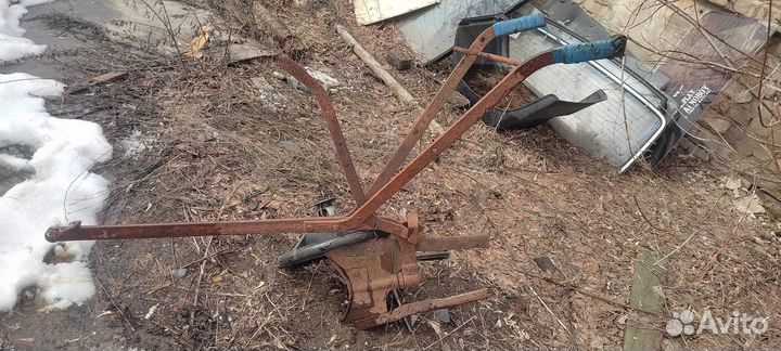 Окучник и плуг конный