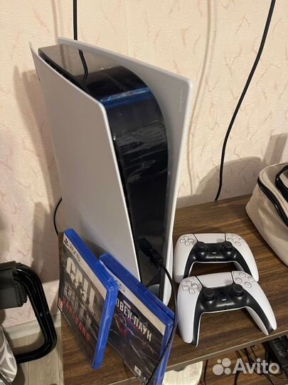 Sony playstation 5 ps5 с дисководом 2 джойстика